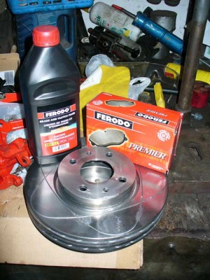 Tarcze, klocki i płyn hamulcowy Ferodo Racing DOT 5.1