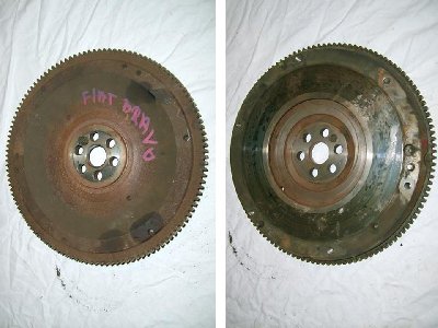 ten jest całkiem inny a też 1.6 16 V